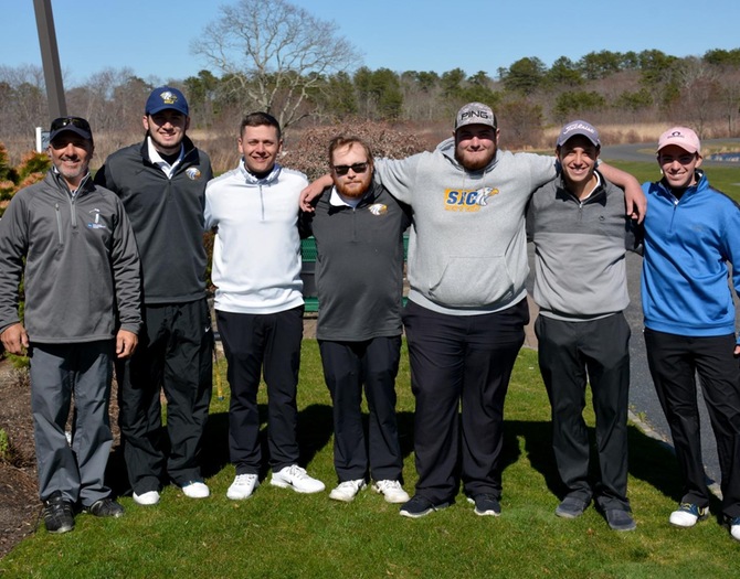 Men’s Golf Victorious at Old Westbury Invitational