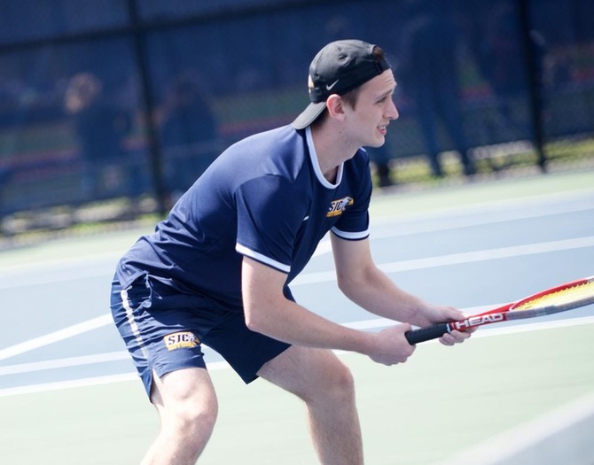 Men’s Tennis Downed on Staten Island