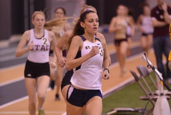 Zigrosser Flies Past All into First in 10,000m at Ramapo Invitational