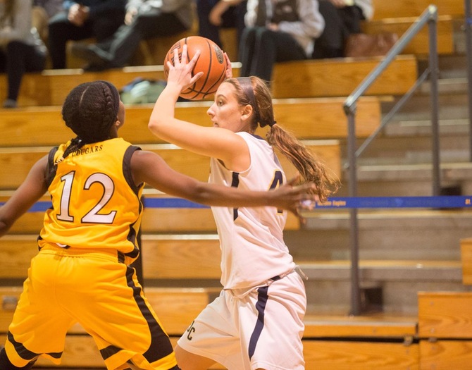 Women’s Basketball Edges CCNY for 79-78 Win