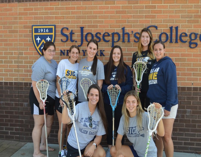 SJC Women’s Lacrosse Players Donate to Hurricane Harvey Relief