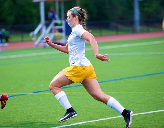 Women’s Soccer Topped by Farmingdale on Saturday