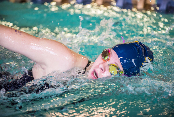 Women’s Swimming Topples Maritime, Loses to Mt. St. Mary on Friday