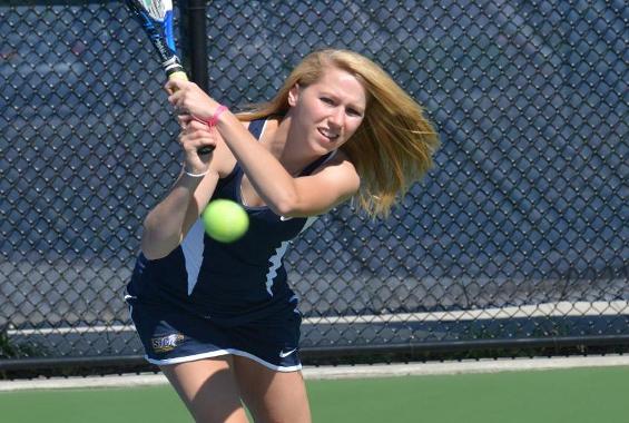 Women's Tennis Tops Bard for Second-Straight Win