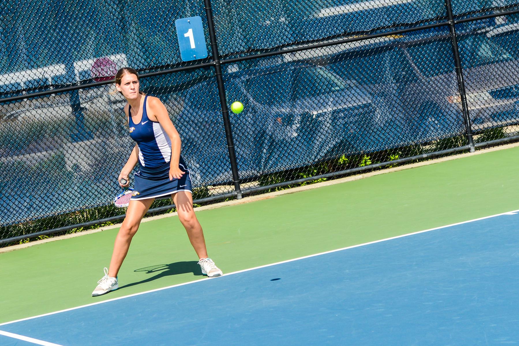Women's Tennis Opens Up 2017 Season With 8-1 Win Over William Paterson