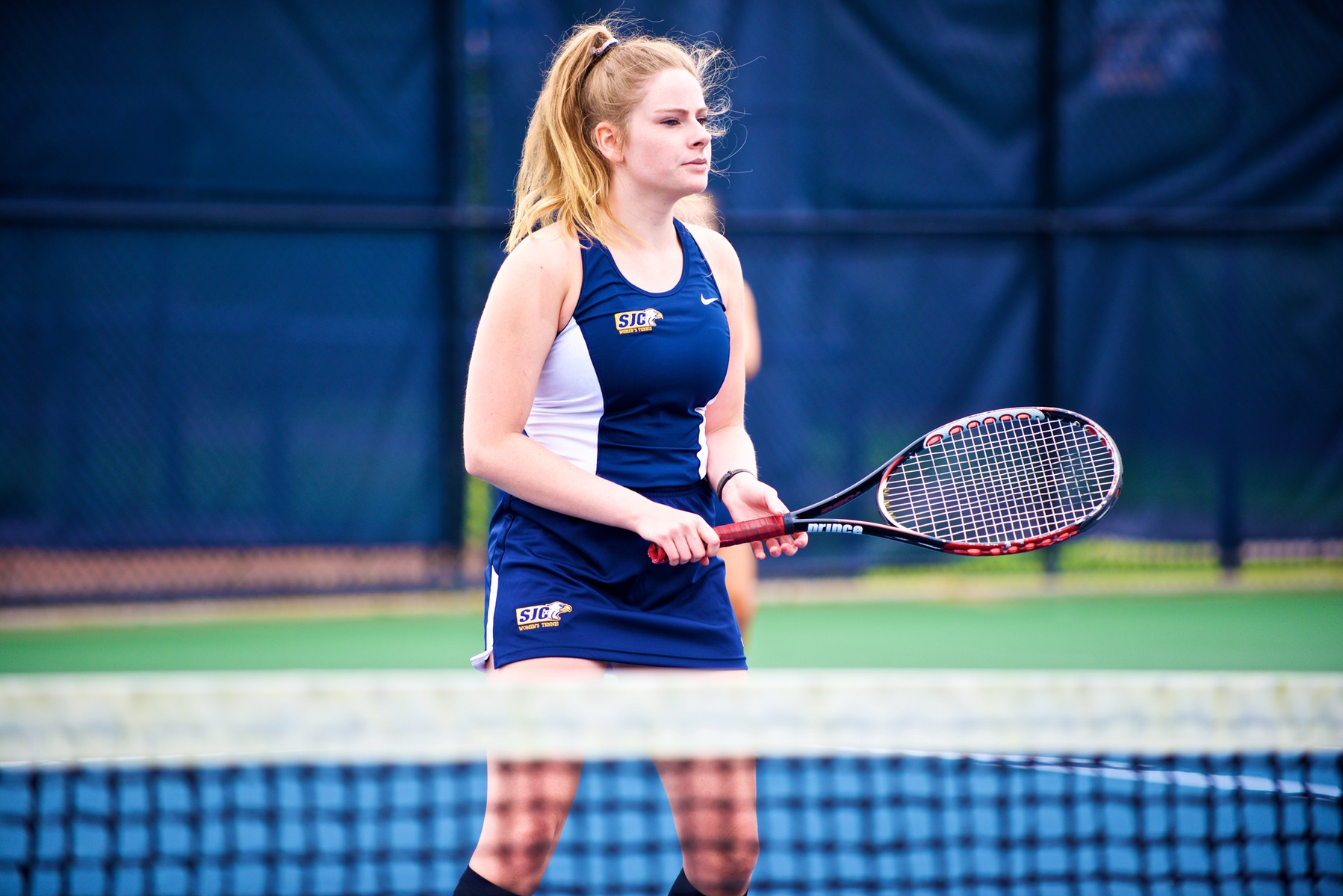 Women's Tennis Pushes Past Lehman College, 5-3