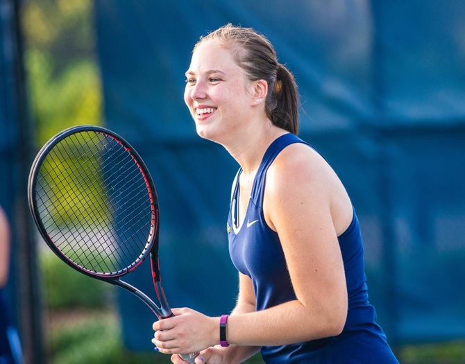 Women’s Tennis Sweeps Paterson in 2019 Opener