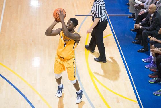 Laurent Paces Men’s Basketball in 69-65 Victory Over Yeshiva