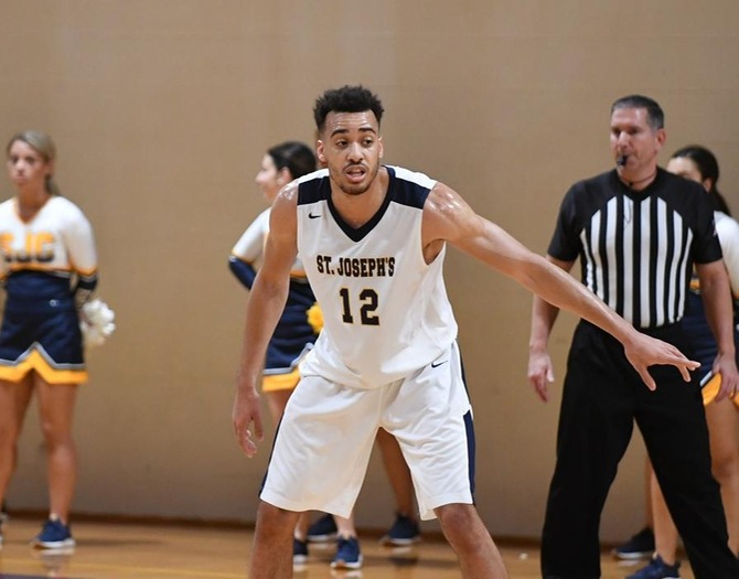 Men’s Basketball Edged by Mt. St. Vincent on Tuesday