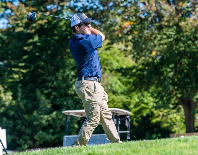 Men's Golf Defeats SUNY Old Westbury on Thursday