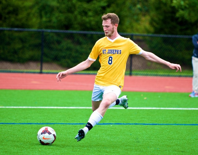 Busto Powers Men’s Soccer to 1-0 Win Over Maritime
