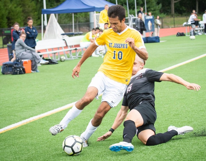 Men's Soccer Drops Skyline Contest to Sarah Lawrence