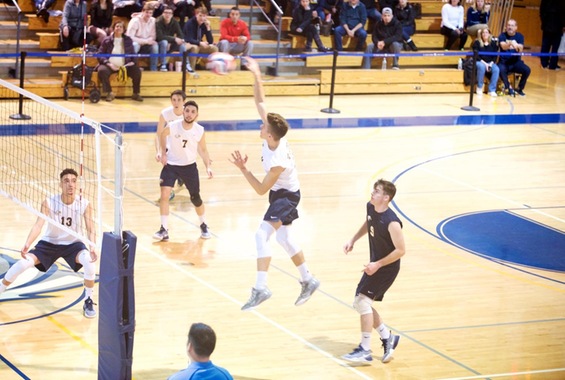 Men’s Volleyball Drops Two at New Paltz on Sunday Afternoon