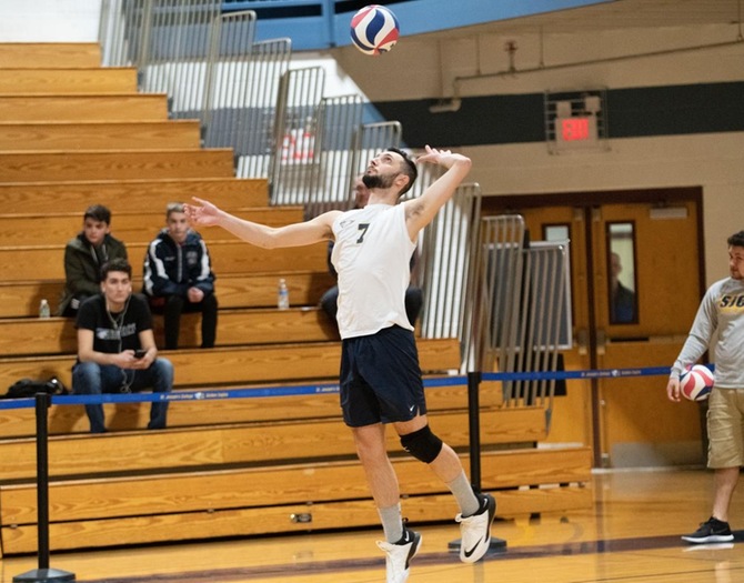 Men's Volleyball Earns Sweep Over John Jay
