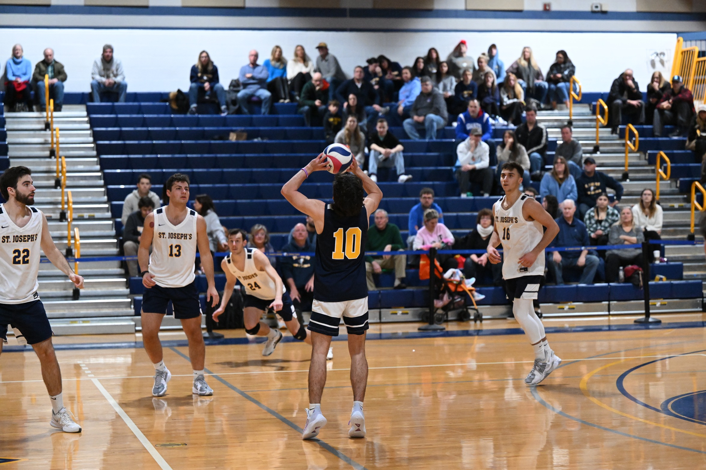 Men's Volleyball Sweeps Ramapo in Final Home Game of Regular Season