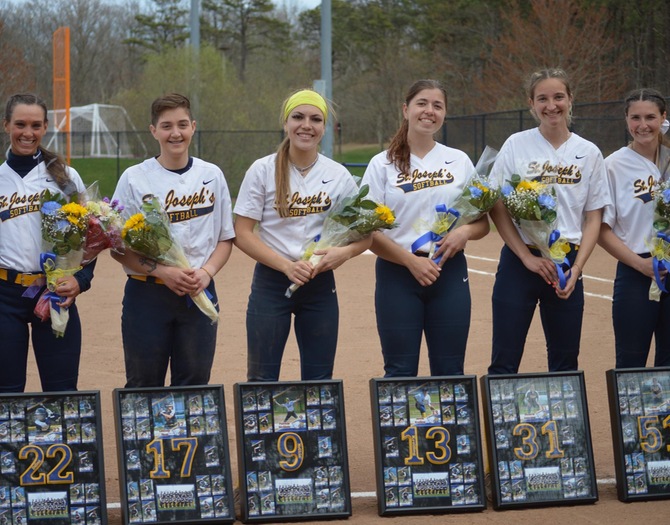 DeFina and Verderosa Star in Softball’s Senior Day Sweep of Sarah Lawrence