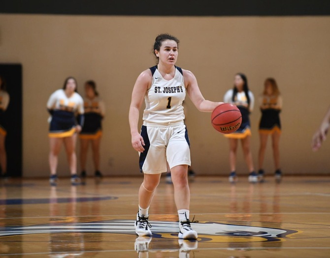 Women's Basketball Hangs on for 68-67 Win Over Purchase