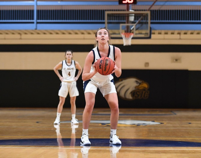 Women's Basketball Cruises By Sarah Lawrence, 101-57