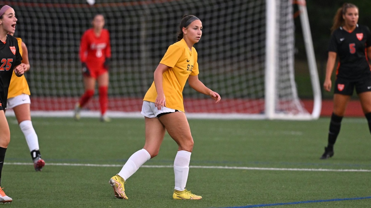 Women's Soccer Drops Conference Matchup to Sarah Lawrence