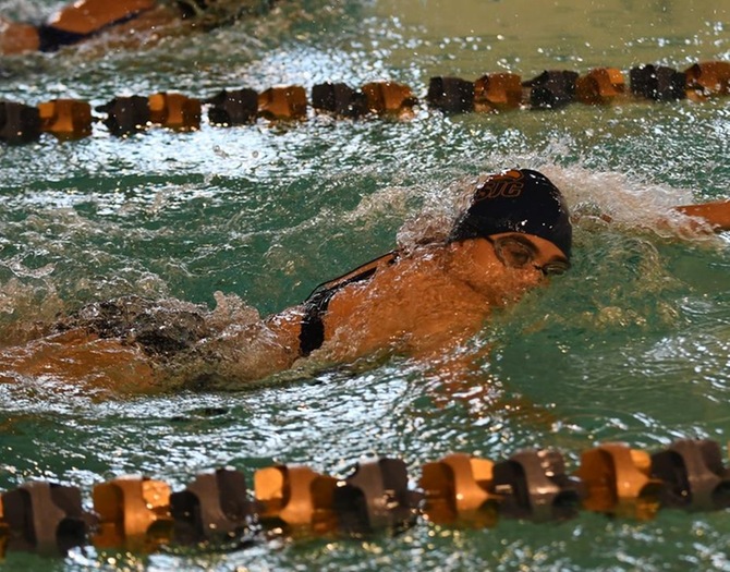 Women's Swimming Competes at ECAC Championships
