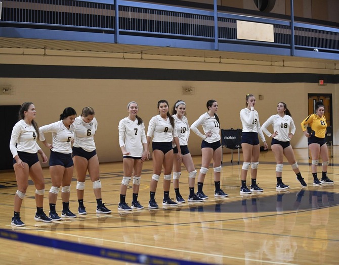 Women's Volleyball Ends Regular Season on the Road