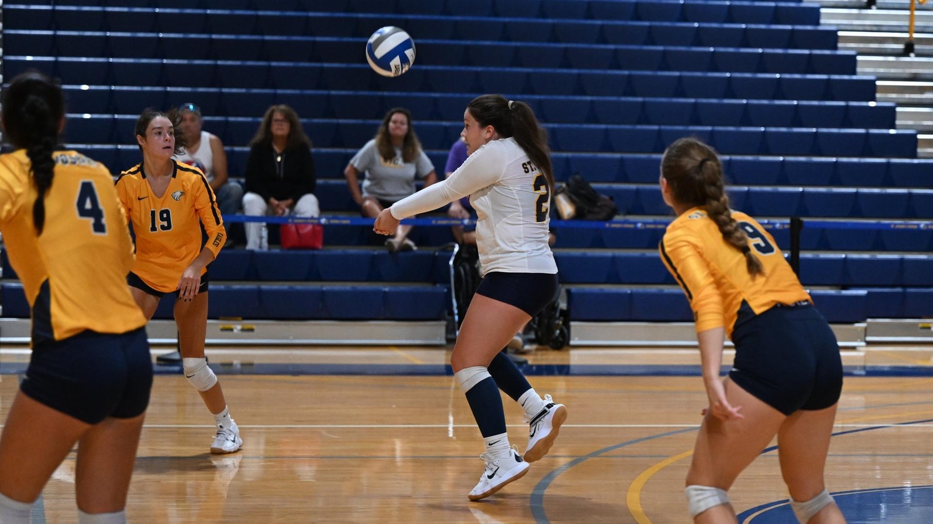 Women's Volleyball Defeated by USMMA in Four Sets