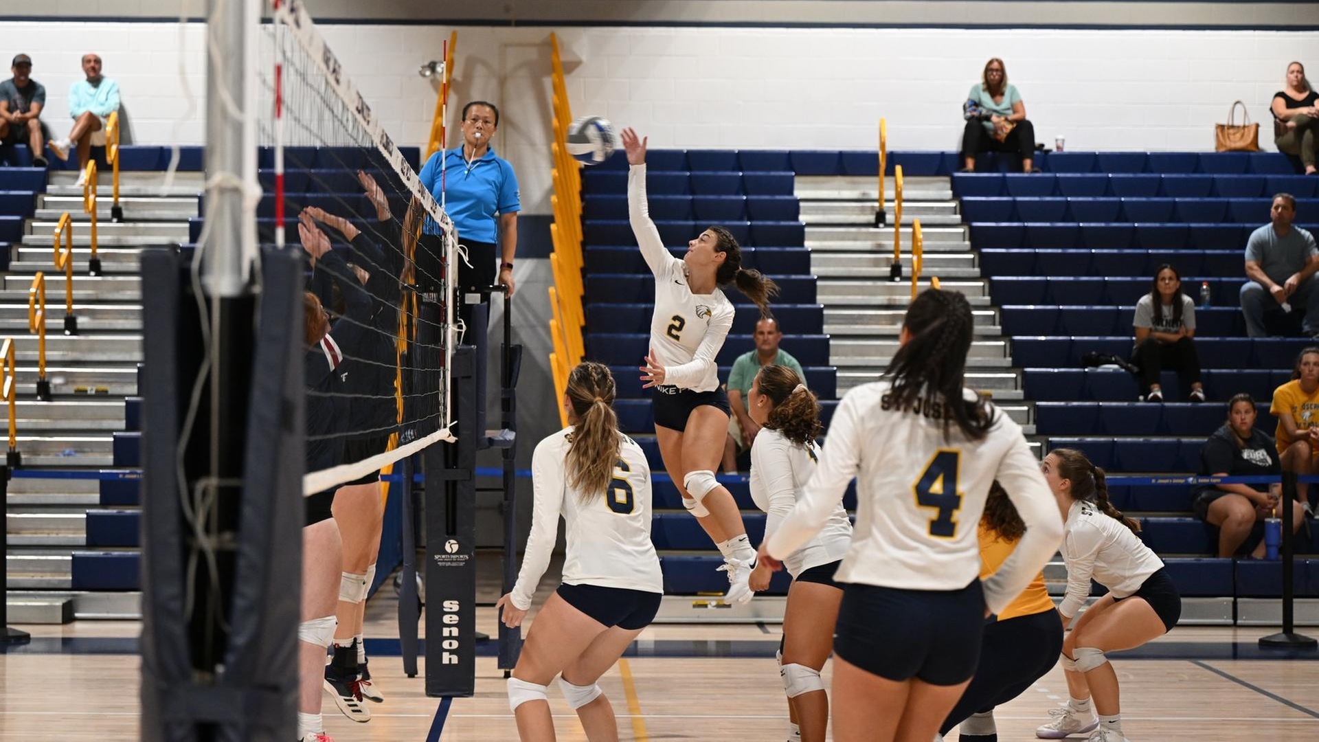 Women's Volleyball Drops Non-Conference Contest to West Conn, 3-1