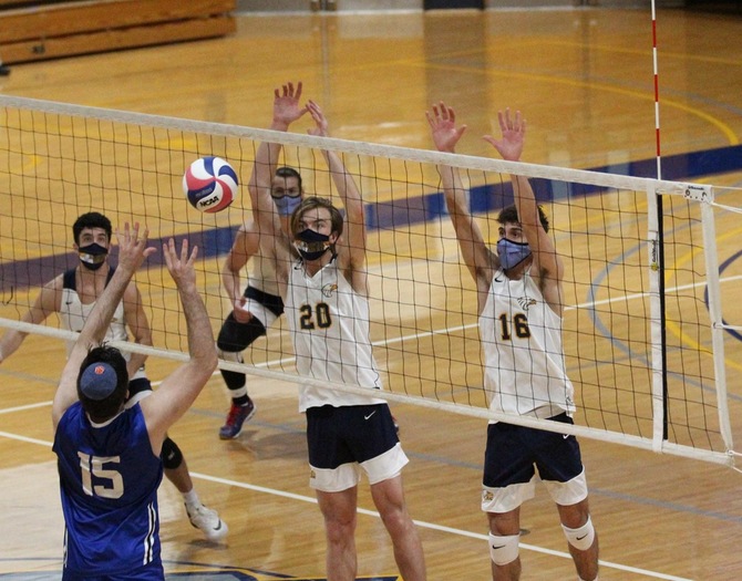 Men's Volleyball Sweeps Sarah Lawrence, 3-0