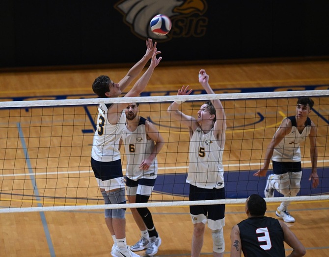 Men's Volleyball Picks Up a Pair of Wins over CMSV and Purchase