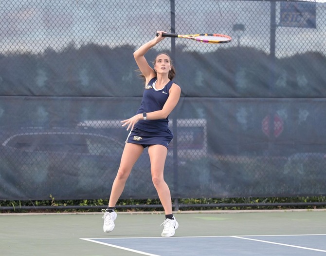 Women’s Tennis Drops Non-Conference Contest to Brooklyn