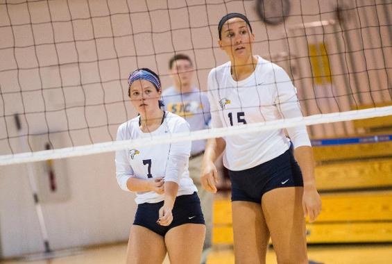 Women’s Volleyball Suffers 3-1 Loss to Montclair in SJC Tournament