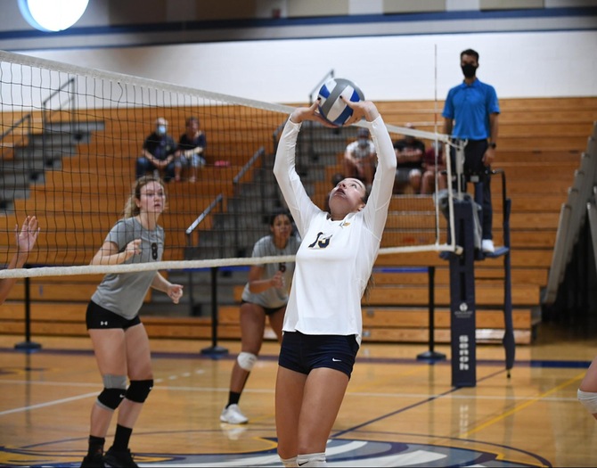 Women's Volleyball Captures 3-1 Win over Mt. St. Mary