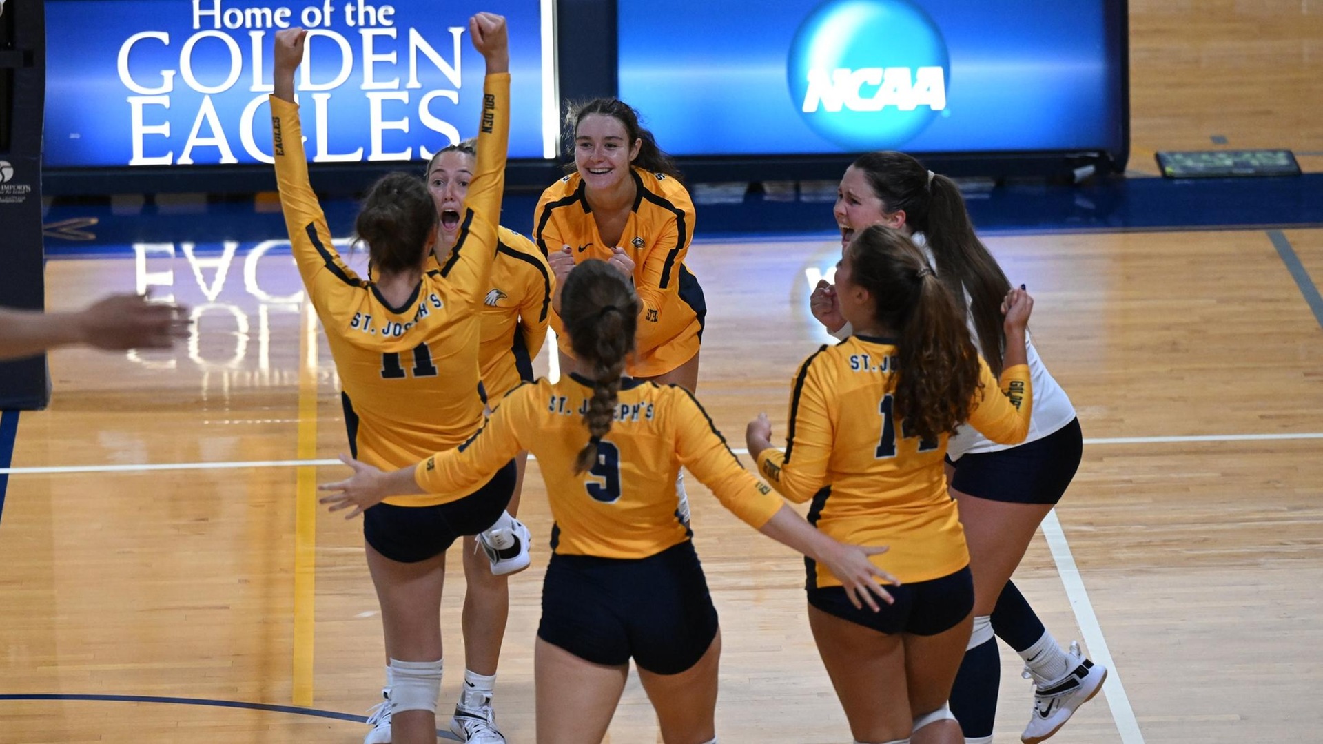 Women's Volleyball Picks up a Pair of Non-Conference Wins